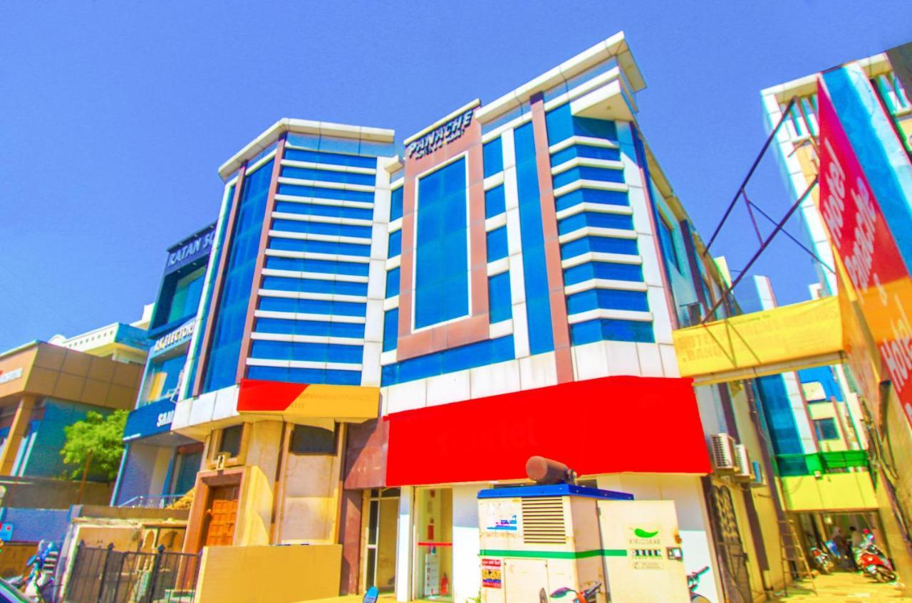 Hotel Panache Матура Екстериор снимка