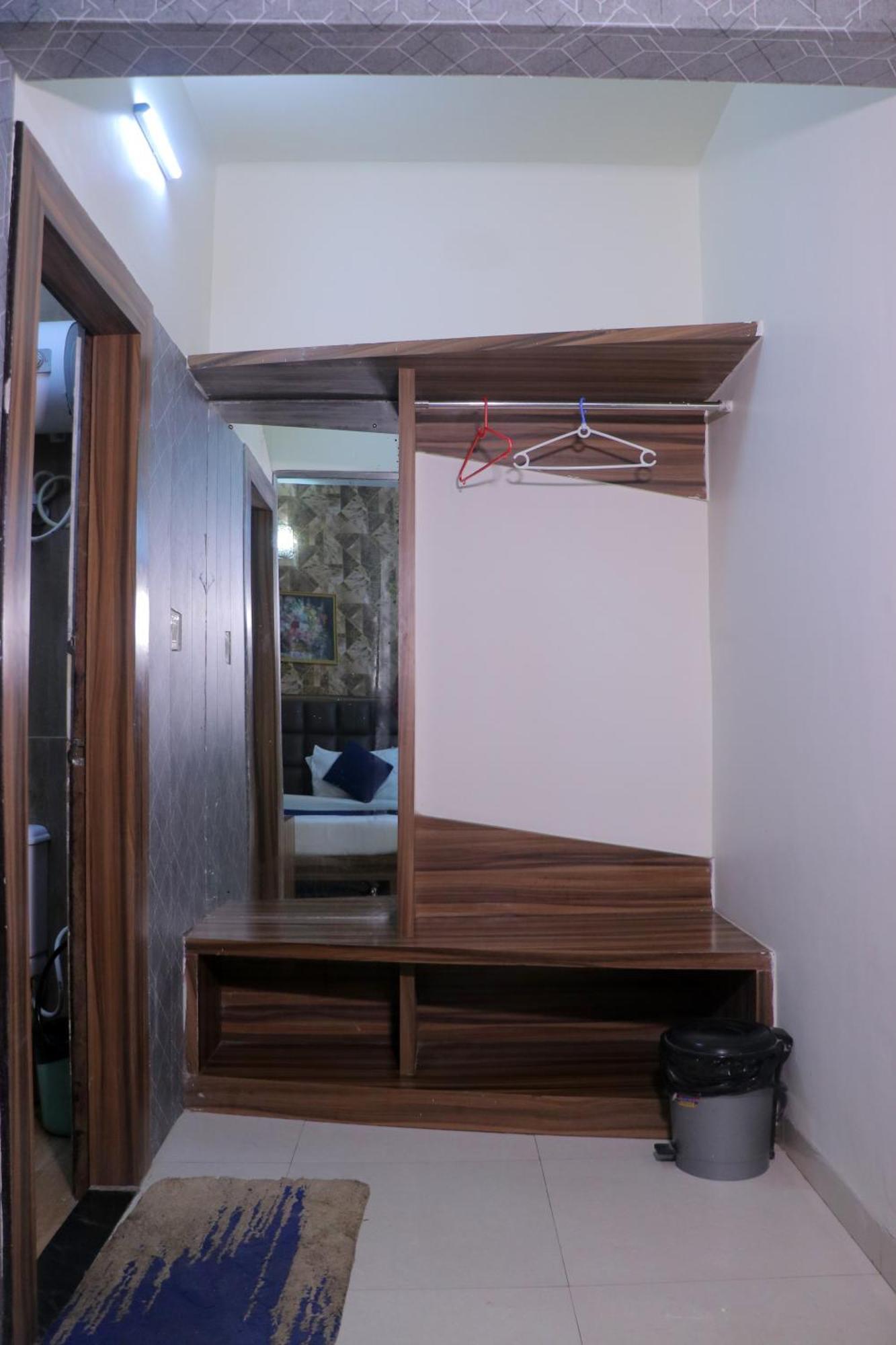 Hotel Panache Матура Екстериор снимка