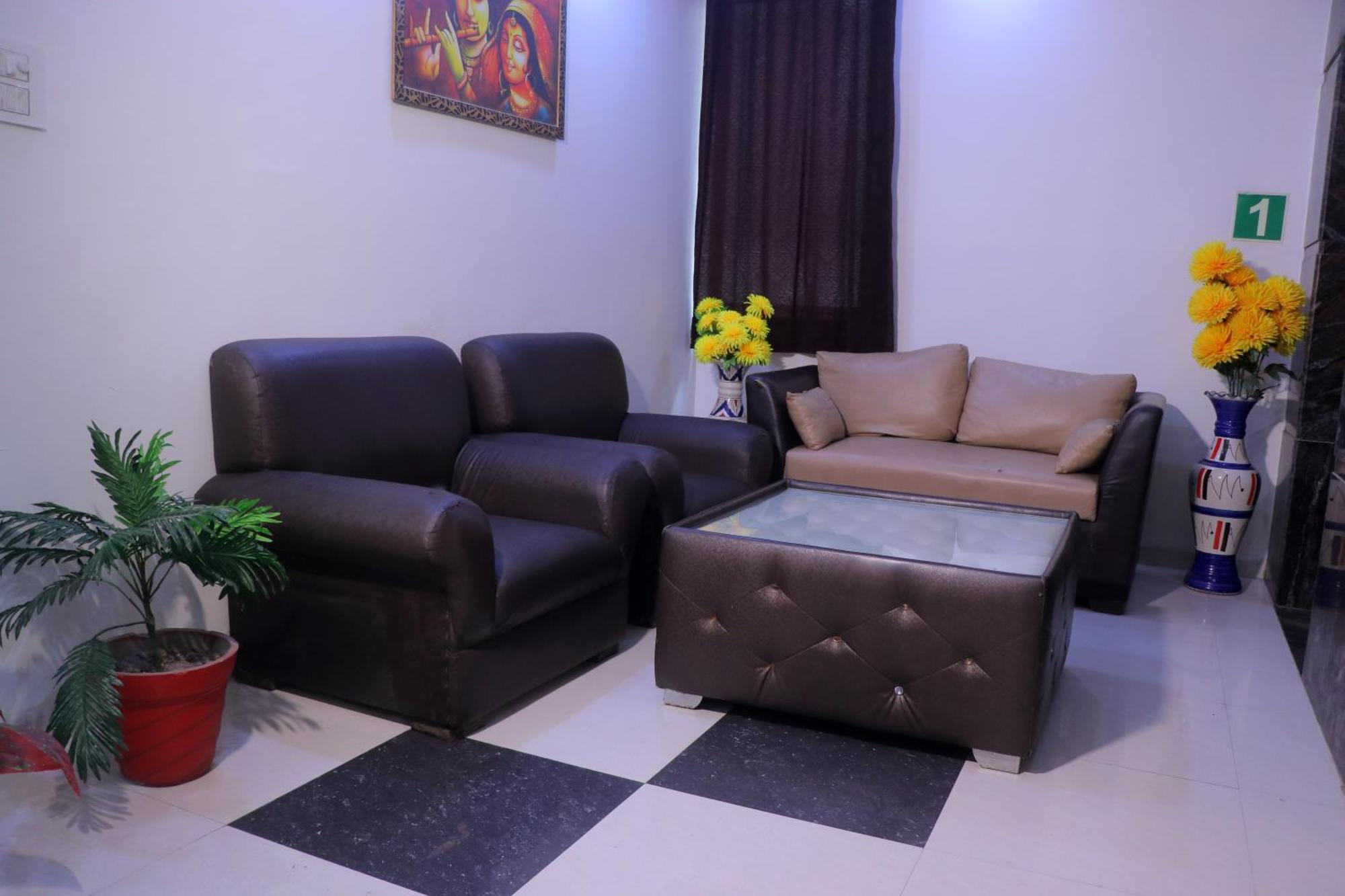 Hotel Panache Матура Екстериор снимка